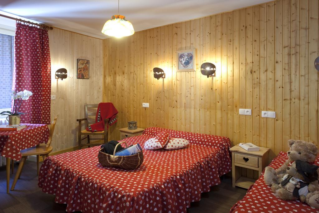 Appartement Zian Justine Lullin Ruang foto