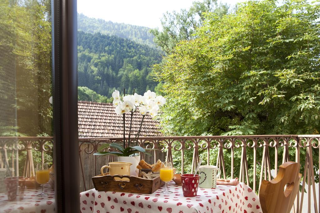 Appartement Zian Justine Lullin Bagian luar foto
